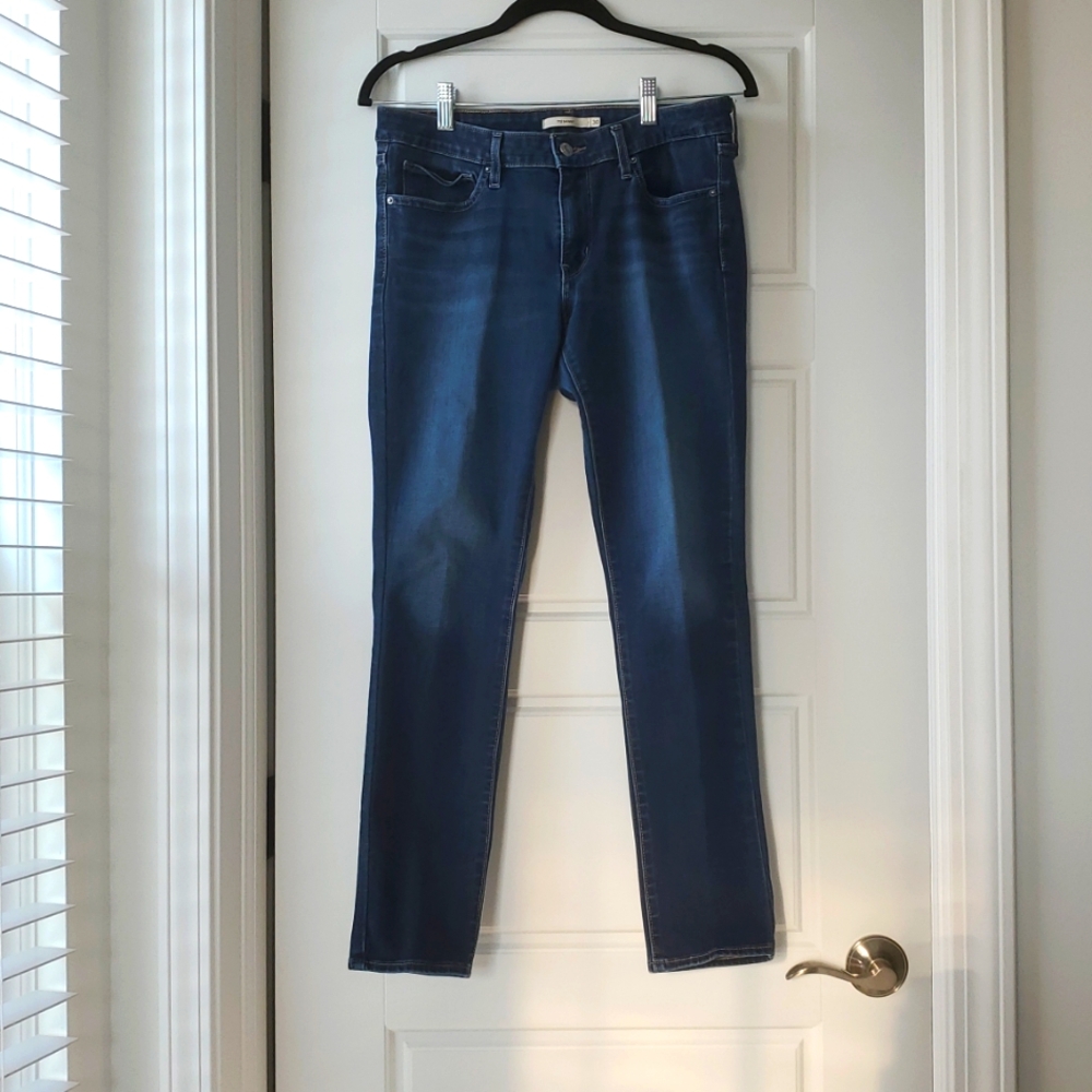 Levi Strauss & Co. 711 Skinny Jeans (30)